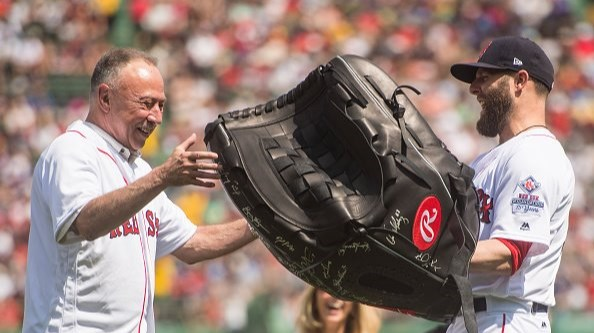 Giant store baseball glove